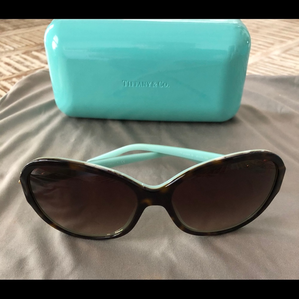 Authentic Gorgeous Tiffany Women’s Sunglasses